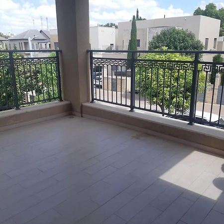 Adorable 3 Bedroom Brenner "Hill" Suite Giv'at Brenner Exterior foto